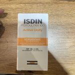 ISDIN FOTOULTRA 100 Active Unify